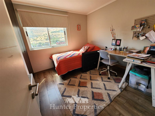 Departamento En Arriendo De 3d Y 2b En Colina, La Reserva.