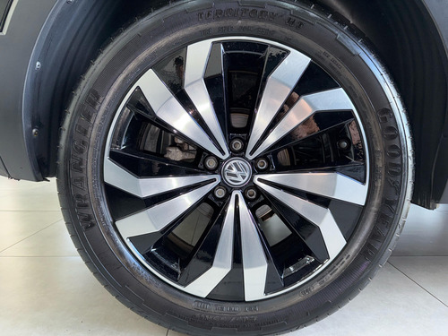Volkswagen T-Cross 1.4 250 TSI TOTAL FLEX HIGHLINE AUTOMÁTICO