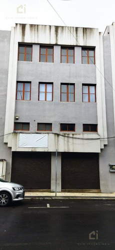 Edificio De 3 Pisos En Venta, Ebicado En El Centro Histórico De Veracruz, Cuenta Con Locales Y Oficinas