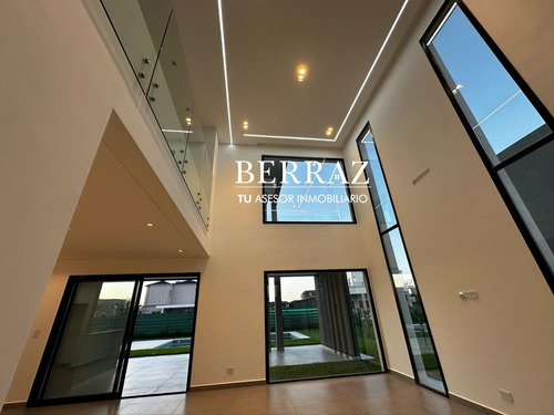 Casa Venta 4 Dormitorios Barrio Ceibos Lote De 303 M2 Puertos Del Lago, Escobar