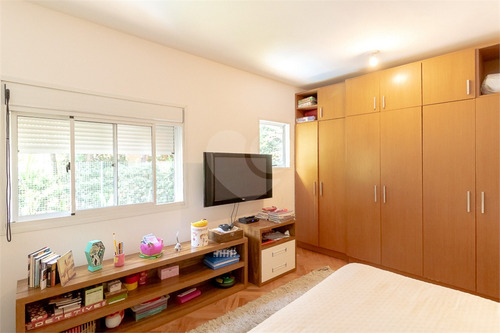 Imagem 17 de 30 de Casa Em Condomínio Com Segurança Presencial 24hs E Lazer Privativo!! - Reo375075