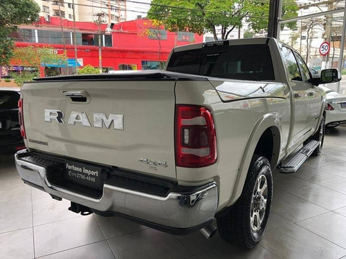 Imagem 2 de 8 de Dodge Ram 6.7 2500 Laramie 4x4 Cd I6 Turbo Diesel 4p