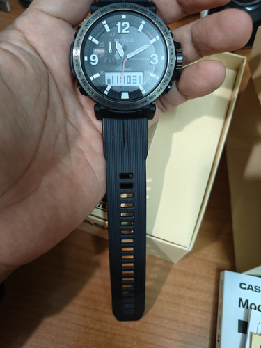 Excelente Reloj Casio Protrek Prw-6611y Negro Plateado Negro (Usado)