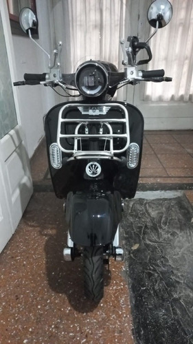 Imagen 12 de 14 de Sunra Vespa
