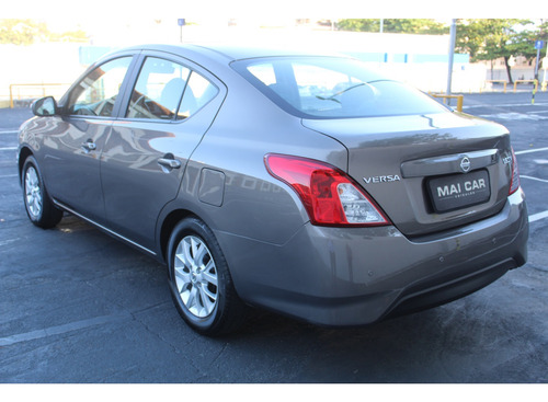 Nissan Versa 1.6 16V FLEXSTART SV 4P XTRONIC