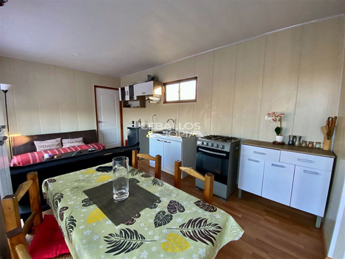 Casa En Venta De 3 Dorm. En Limache