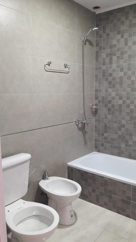 Venta Dto. 3 Amb Villa Luzuriaga Fondo Y Cochera