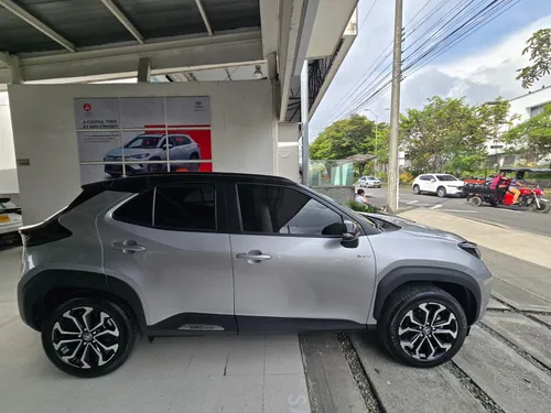 Toyota Yaris Cross 1.5 Hev Xls