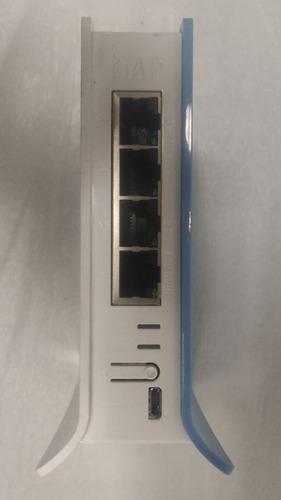Router Mikrotik Rb941-2nd-tc Usb / 5ptos Rj45 10/100. (Usado)