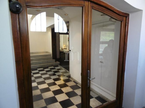 Imagen 4 de 30 de Casa De Estilo En Inmejorable Ubicación