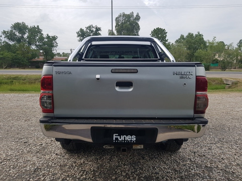 Toyota Hilux 3.0 Cd Srv Cuero 171cv 4x4 2014