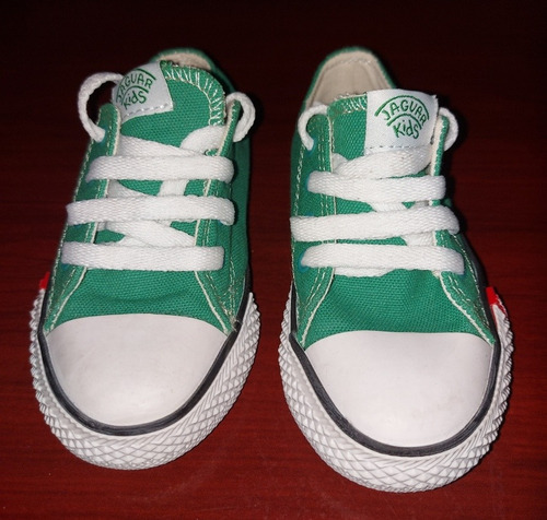 Zapatilla Verde Talle 25