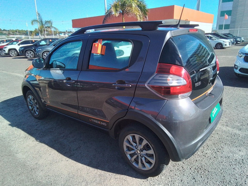Fiat Mobi 1.0 EVO FLEX TREKKING MANUAL