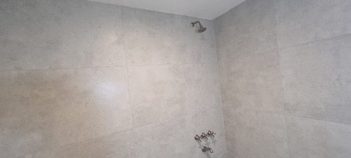 En Venta En Caseros Casa De 3 Ambientes Al Frente Totalmente A Nuevo F: 9711