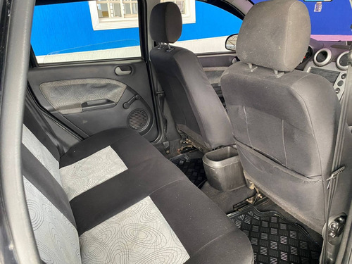 Imagem 12 de 15 de Ford Fiesta 1.0 Mpi Trend Sedan 8v Flex 4p Manual