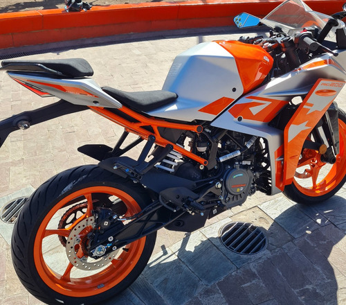 Imagen 1 de 5 de Ktm Rc 200, Abs, Año 2022 Con 190 Km