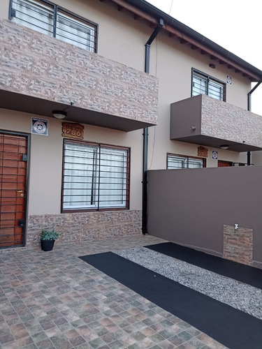 Imagen 3 de 15 de Duplex De Categoría Mar De Ajó Norte- 10 Pers. Temporada 2023