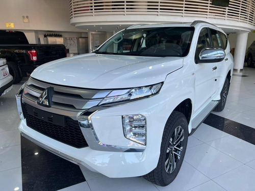 Imagen 1 de 8 de Mitsubishi Montero Sport