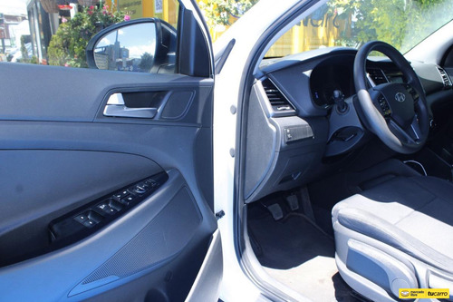 Hyundai Tucson 2.0 Gl Premium 4x2