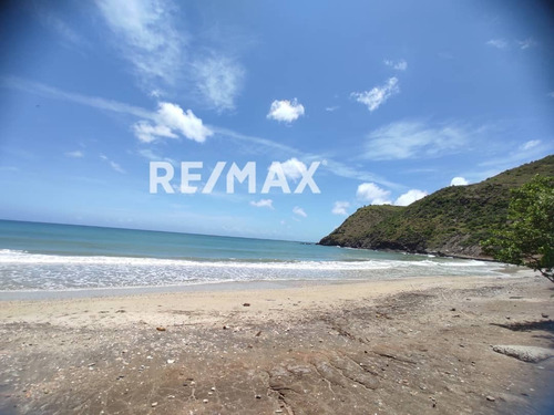 Imagen 11 de 14 de Re/max 2mil Vende Casa En Urb. Bahía De Plata - Isla De Margarita