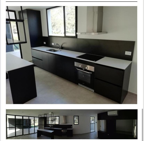 Imagen 2 de 4 de Venta De Casa De 2 Amb.