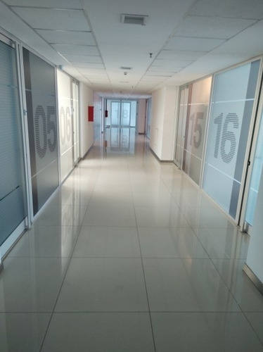 Imagen 1 de 14 de Colón. Gama Oficinas De 180 Mts O 370. Excelente Vista