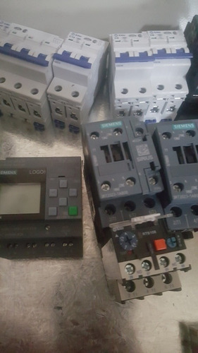 Imagen 2 de 2 de Plc,bombas ,control ,logo Siemens