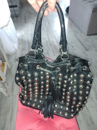 Cartera Grande Tipo Bolso O Morral Negro Lisa Metal Negro (Usado)