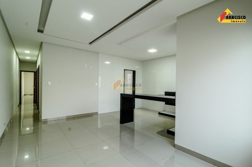 Imagem 2 de 23 de Casa À Venda, 3 Quartos, 1 Suíte, 2 Vagas, Belvedere - Divinópolis/mg - 33676