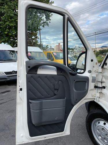 Imagem 13 de 15 de Fiat Ducato 2.3 Furgao 5p