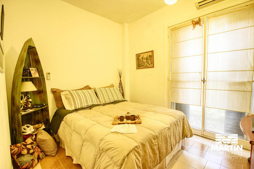 Casa En Venta 4 Amb Con Jardín En Mart.-santa Fe/fleming