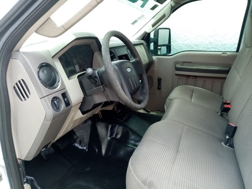 Imagen 12 de 13 de Ford F-350 Chasis Cabina, A Gas, Mod. 2009, Color Blanco