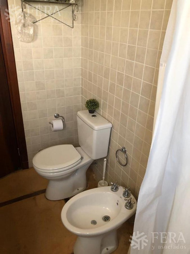 Imagen 16 de 21 de Venta De Casa De 4 Ambientes Con Cochera, Galeria, Quincho Y Piscina En Campos De Roca 1 (28792)