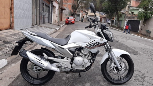 Imagem 1 de 8 de Yamaha Fazer Ys 250