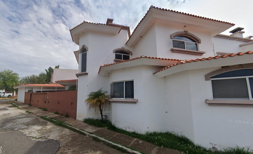Casa En Remate Bancario En Loma Dorada, Durango
