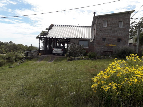 Imagen 2 de 30 de Casa En Villa Serrana Inigualables Paisajes Y Tranquilidad Entre Las Sierras De Lavalleja.