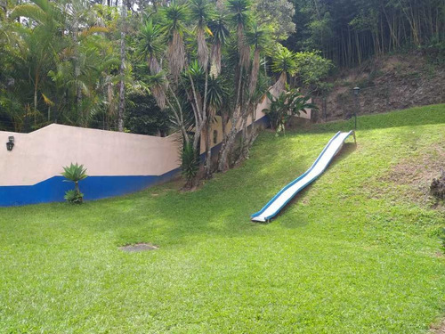 Imagen 21 de 30 de Se Vende Hermosa Casa Colonial 550m2 7h/6b/4p La Lagunita 7108