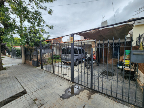 Casa A Reciclar 2 Dormitorios Con Departamento Bajo Palermo