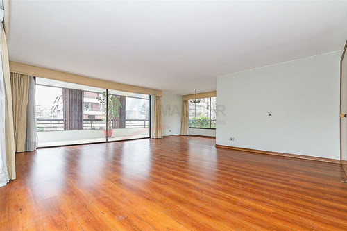 Departamento En Venta De 3 Dorm. En Las Condes