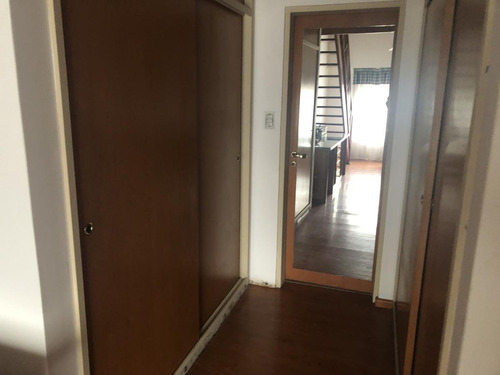 Imagen 12 de 30 de Casa Chalet En Venta - 4 Ambientes - Parque Y Pileta - Permuta - Ituzaingo / Padua