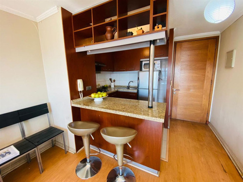 Irarrazabal: Departamepto 1 Dormitorio, 1 Baño. Amoblado