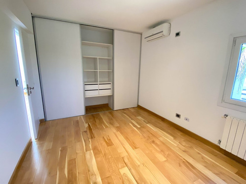 Imagen 25 de 26 de Venta Casa Al Lago En Los Alisos, Nordelta, Tigre, G.b.a. Zona Norte