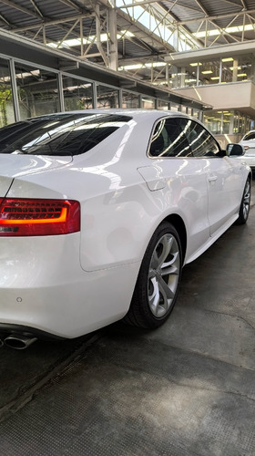 Audi S5 3.0 V6 S-tronic Quattro