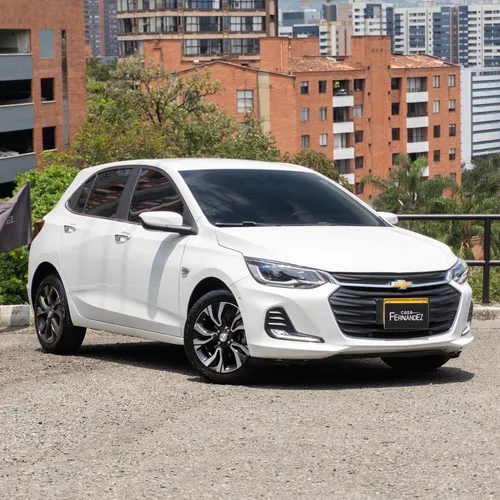 Chevrolet Onix 1.0T Premier Hatch At