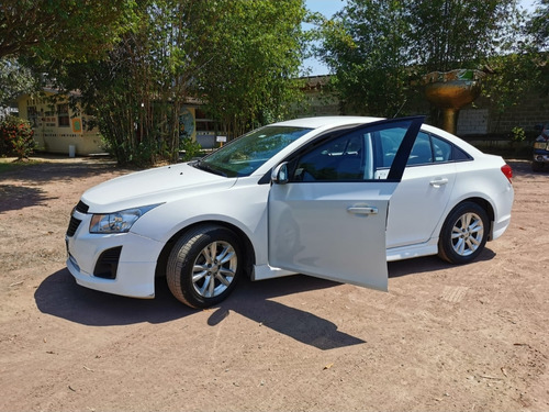 Chevrolet Cruze 1.8 Ls 5vel Aa Mt