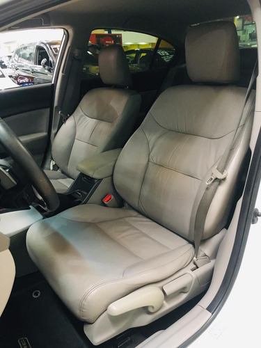 Imagem 8 de 15 de Honda Civic 2.0 Lxr 16v
