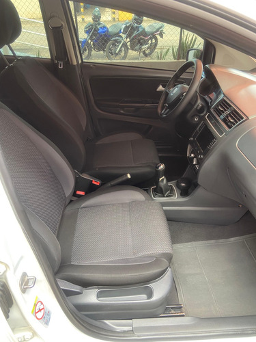 Volkswagen Fox 1.6 MSI Connect (Flex)