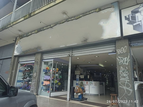 Venta Fondo De Comercio, Zapateria Con Inventario En San Antonio De Los Altos Bv