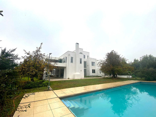 Gran Casa En Condominio, Colina (103610)