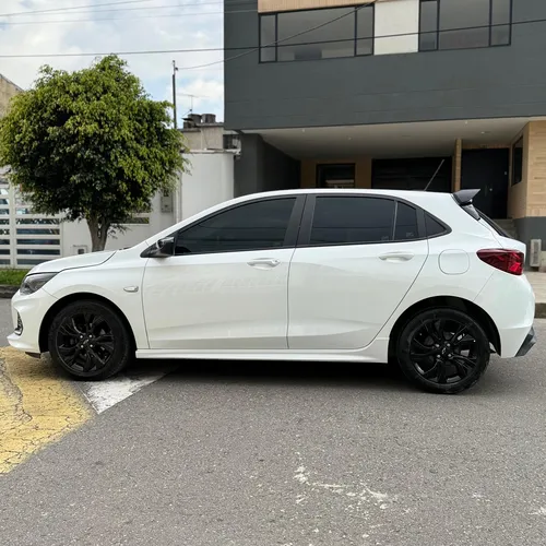 Chevrolet Onix 1.0T Rs Mt